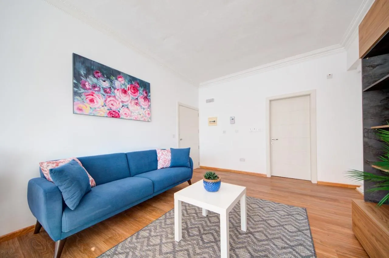 Fleur Court - Sliema 4 Bedroom Side Seaviews Apartments And Penthouse By Shortletsmalta
